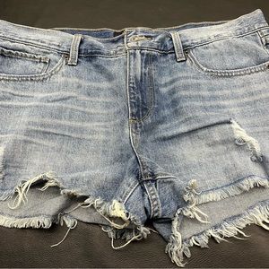 Lucky Brand shorts - Size 12/31 - Brand new without tags